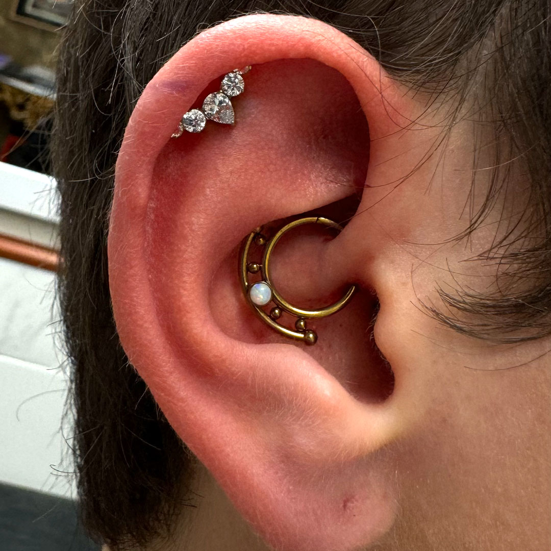 piercings conch helix
