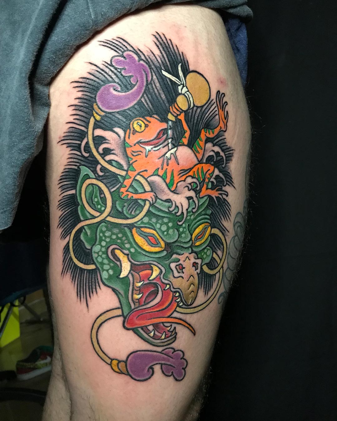 Crane-Tattoo-Piercing-Boutique-sapo-y-oni--Ariel-Perez-tatuador