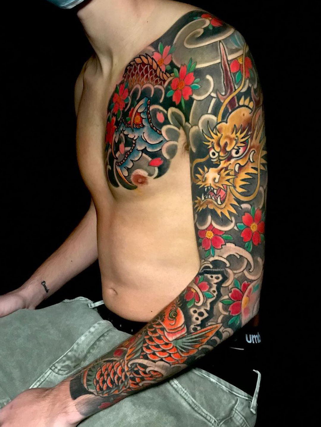 Crane-Tattoo-Piercing-Boutique-tattoo-tatuaje-manga-dragon-flores-tradicional-japones-Ariel-tatuador-mobile