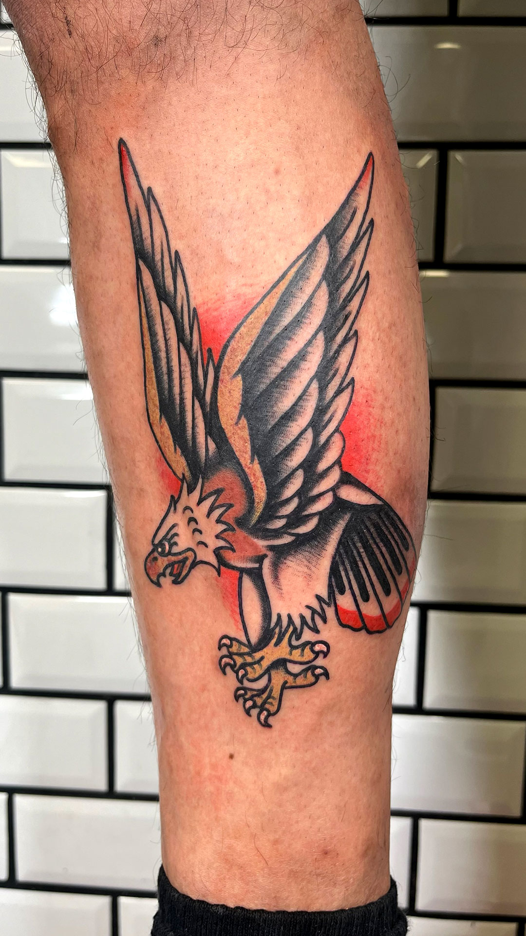 Crane-Tattoo-Piercing-Boutique-tatuaje-aguila-tradicional-diseño-disponible-San-tatuadora