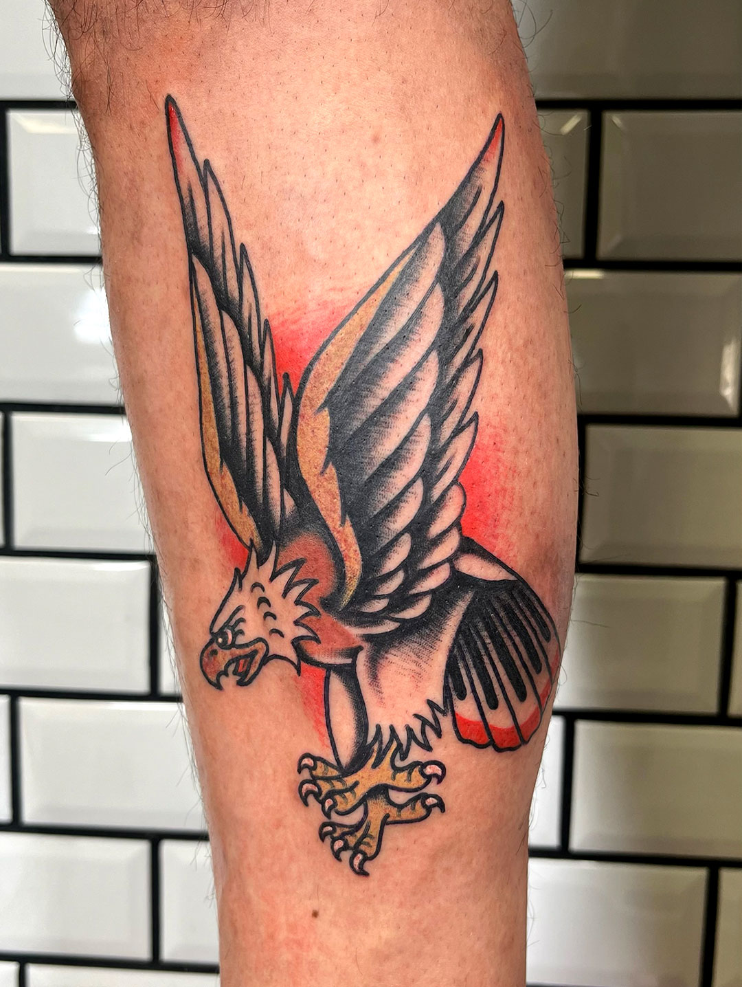 Crane-Tattoo-Piercing-Boutique-tatuaje-aguila-tradicional-diseño-disponible-mobile-San-tatuadora